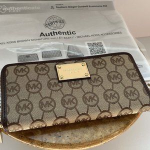 Michael Kors Signature Logo Brown Wallet Womens Golden Hardware Handbag New